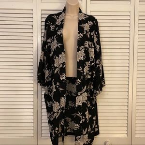 Black and white floral kimono